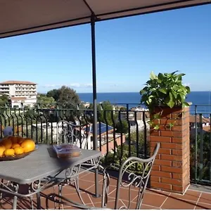 Appartamento La Magnolia, Aci Trezza